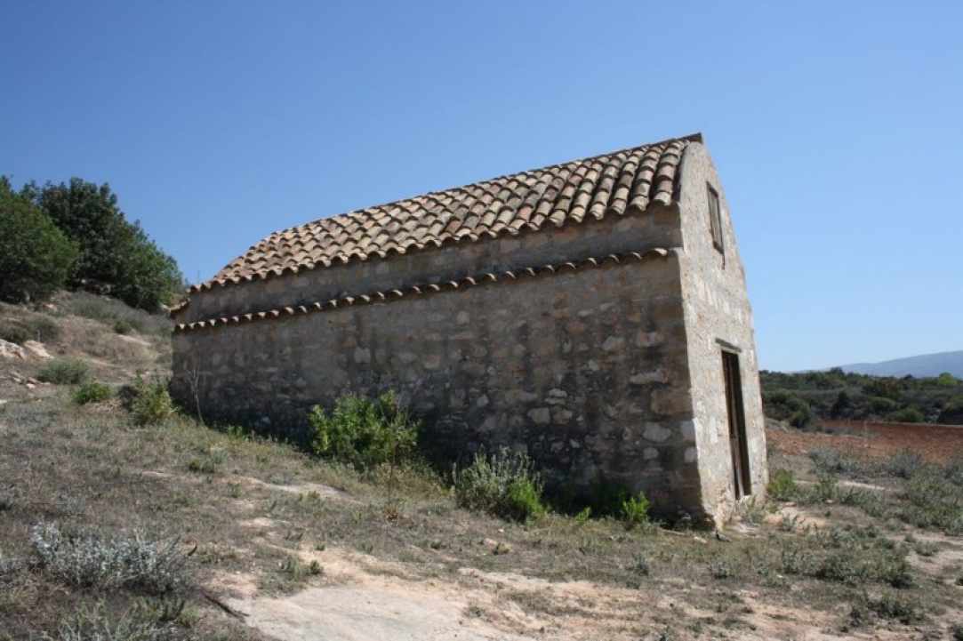 Η "Αγία Μαρίνα Μηρμυκώφ " δεσπόζει στο χωριό Μηρμυκώφου