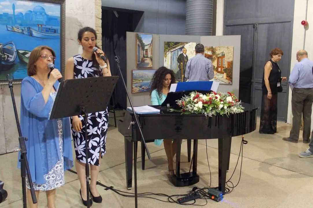  "Art Without Borders" 
