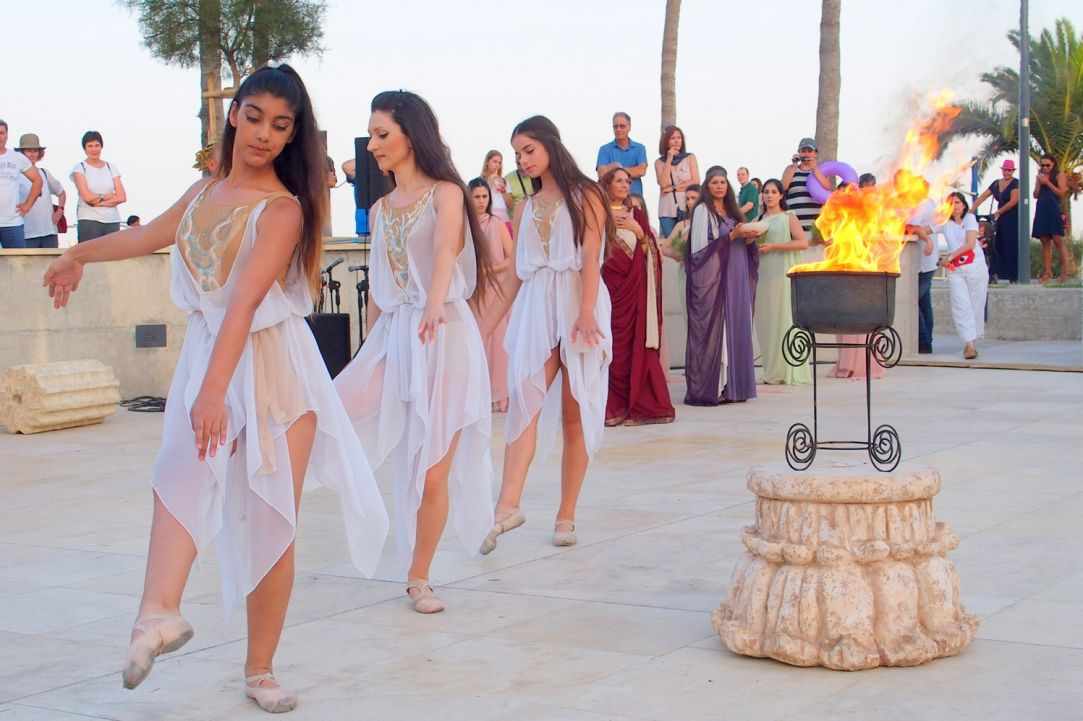 How  Limassol celebrated the "Kataklismos"