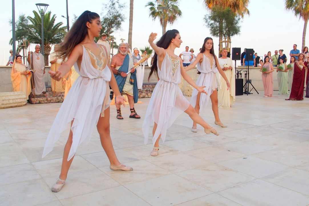 How  Limassol celebrated the "Kataklismos"