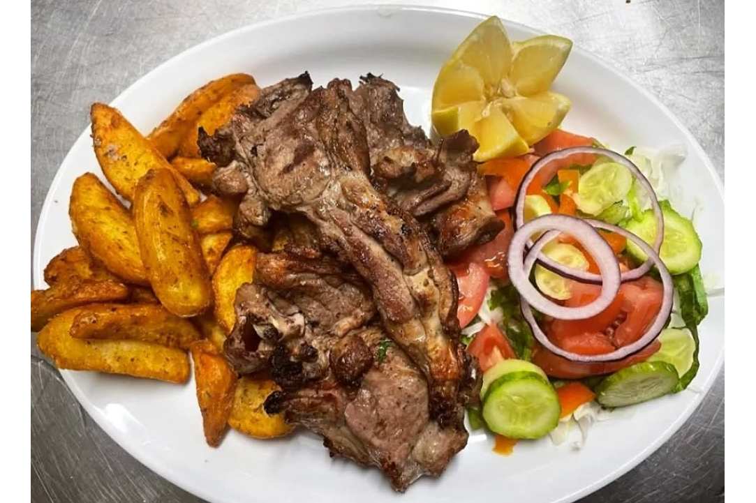 Stenó Mezedopoleío – Ouzerí: Ultimate Taste Escape!