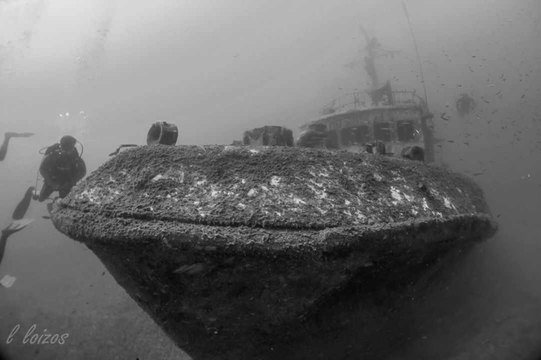 Constandis wreck dive