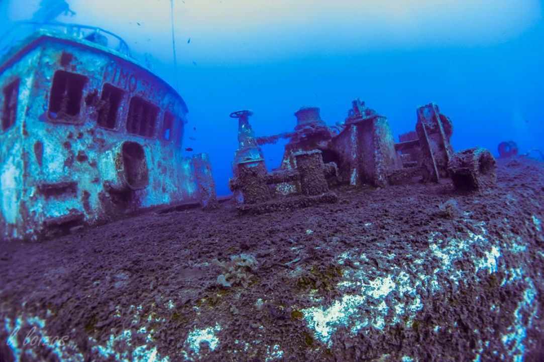 Constandis wreck dive