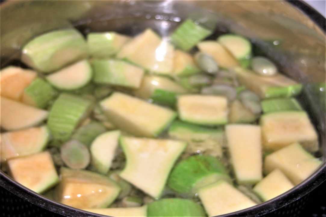 Fresh Broad Beans with Swiss Chard and Tromboncino Courgette gallery image 3