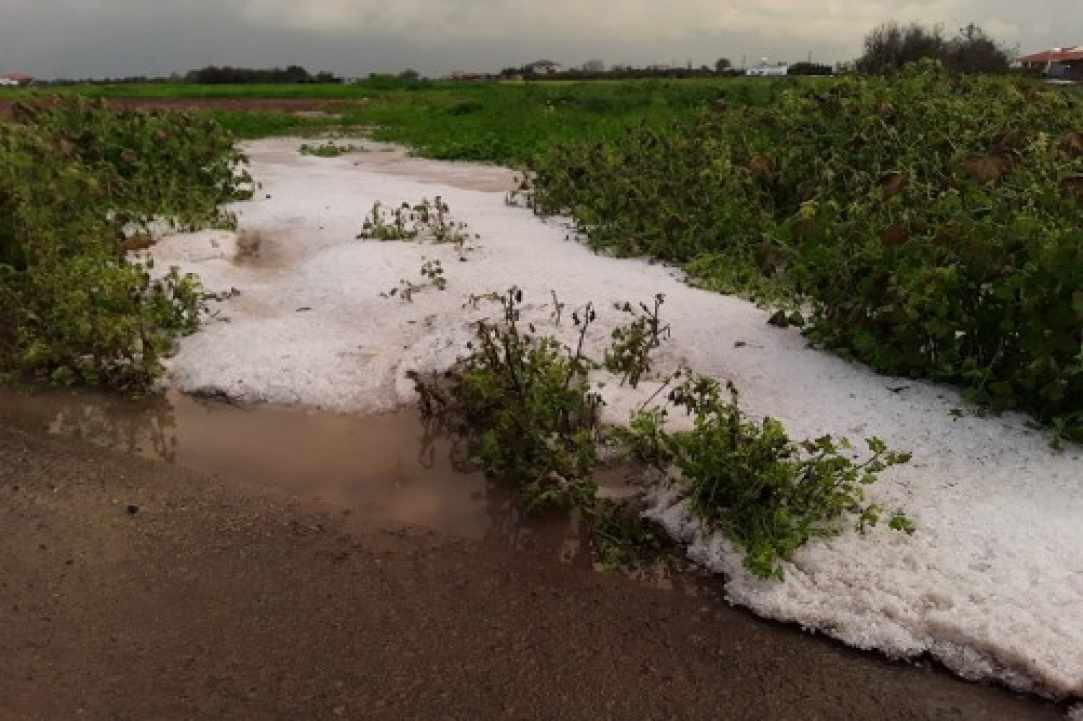 Στα «λευκά» περιοχές λόγω χαλαζόπτωσης