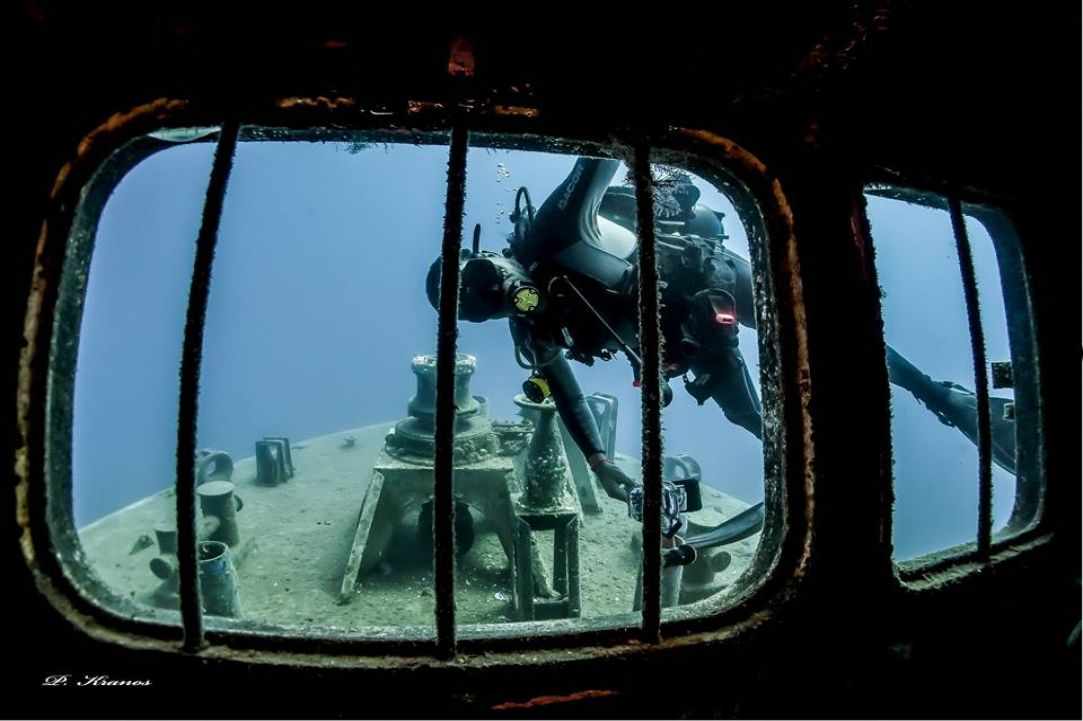 Constandis wreck dive