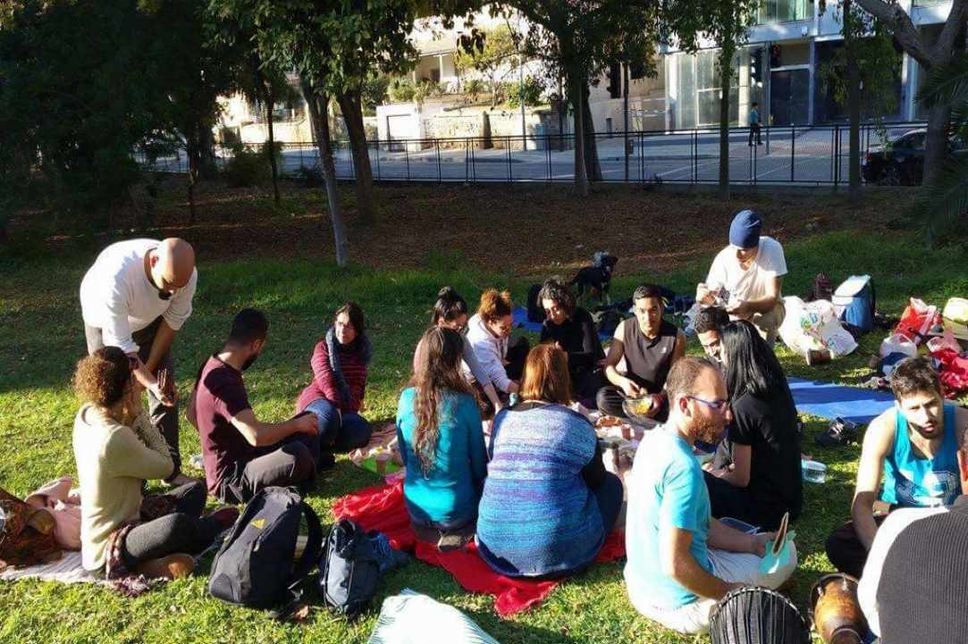 Yoga/Kung Fu and Vegetarian Picnic in the Park