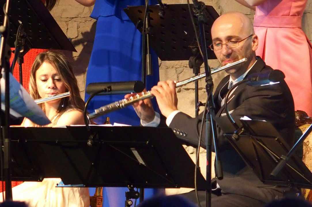 Limassol Flute Choir Flautissimo presented...