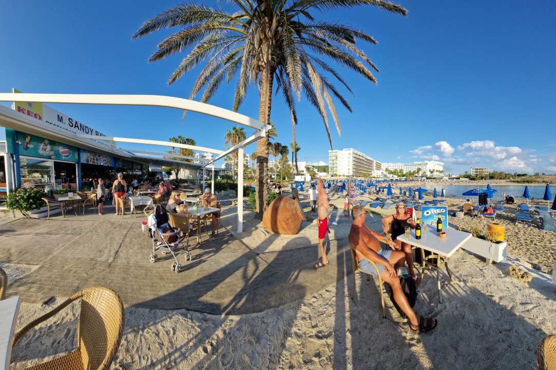 We found a wonderful place on the beach you must try! gallery image 5