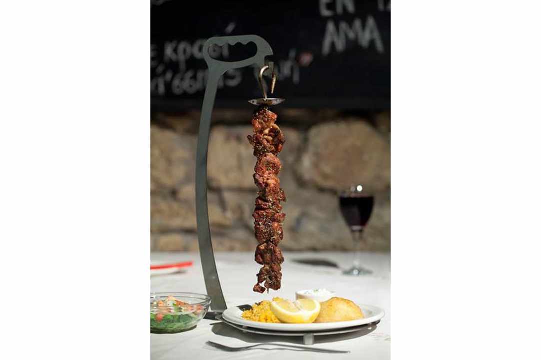 Interview with the director of Mandra Tavern in Pafos