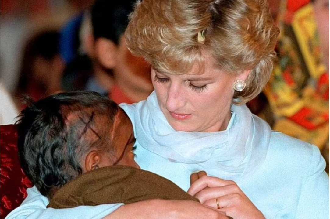 Έκθεση προς τιμήν της πριγκίπισσας Νταϊάνα της Ουαλίας