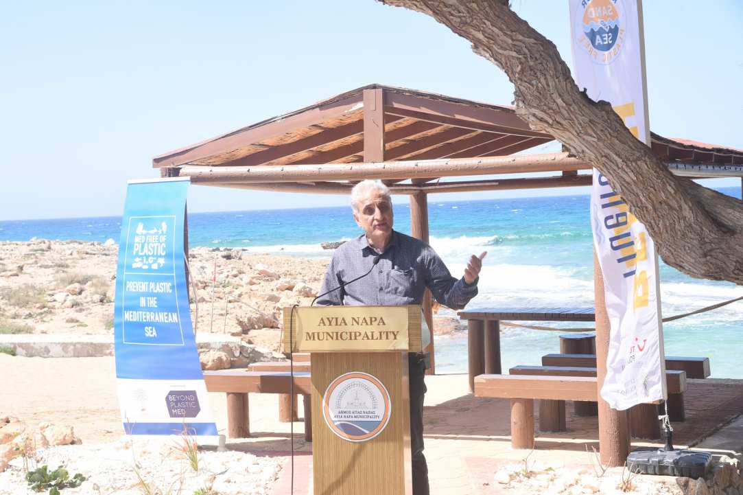Η παραλία Αμμος του Καμπούρη είναι η πρώτη παραλία Χωρίς Πλαστικά στην Αγία Νάπα
