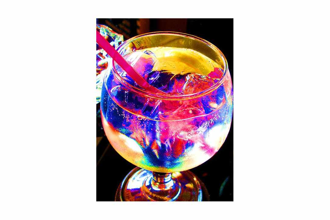 Cocktails είναι άρρηκτα συνυφασμένα με το Καλοκαίρι