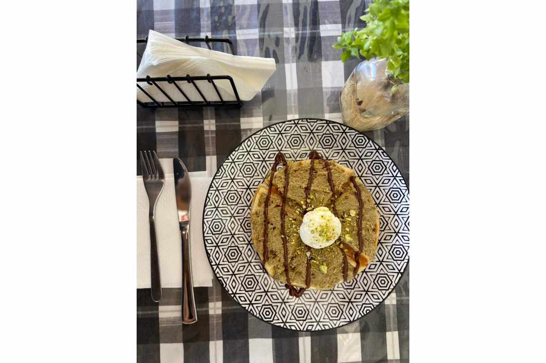 From the “Tzisisve” to the Freddo and to the most authentic brunch we’ve ever had