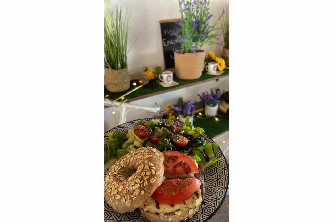 From the “Tzisisve” to the Freddo and to the most authentic brunch we’ve ever had