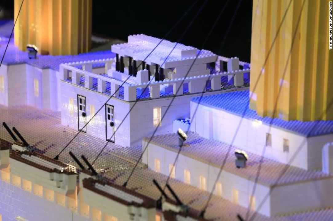 Ο Τιτανικός με τουβλάκια Lego