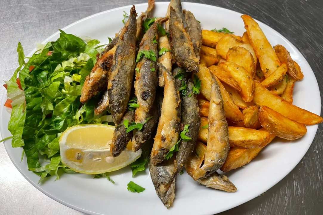 Stenó Mezedopoleío – Ouzerí: Ultimate Taste Escape!