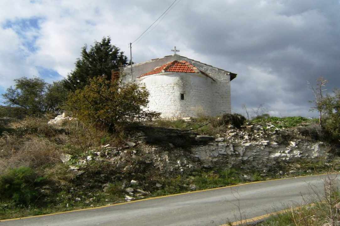 Το Εκκλησάκι της Αγίας Αναστασίας της Φαρμακολύτριας στα Λεύκαρα