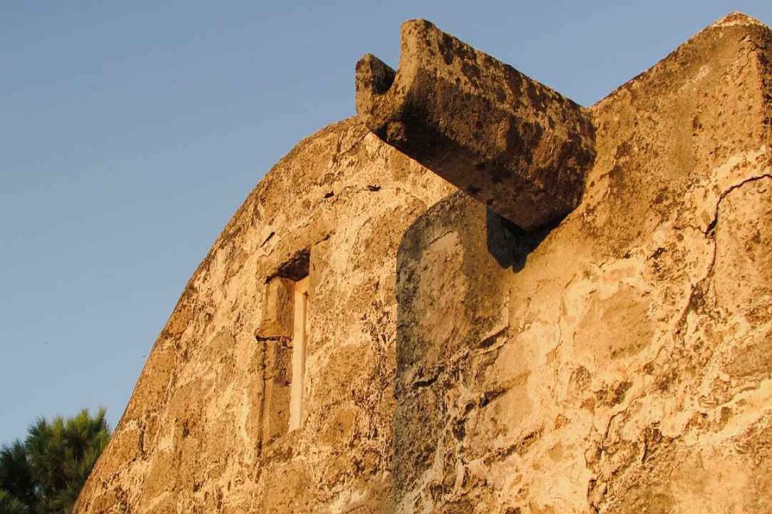 Η εκκλησία της Αγίας Άννας – Παραλίμνι gallery image 1