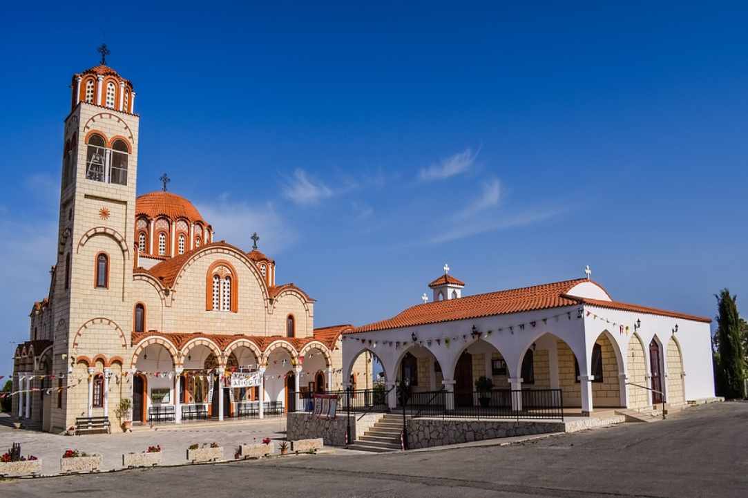 Το Παραλίμνι του χθες και η Πόλη του Σήμερα