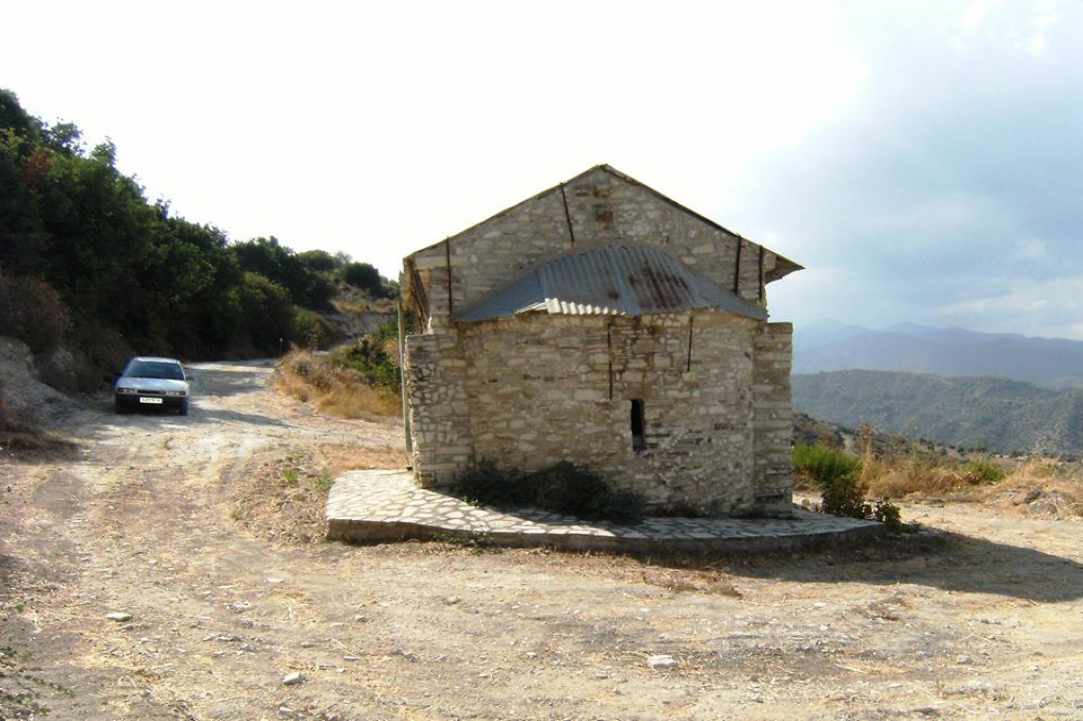 Το εξωκλήσι της Αγίας Μαρίνας στα Λεύκαρα