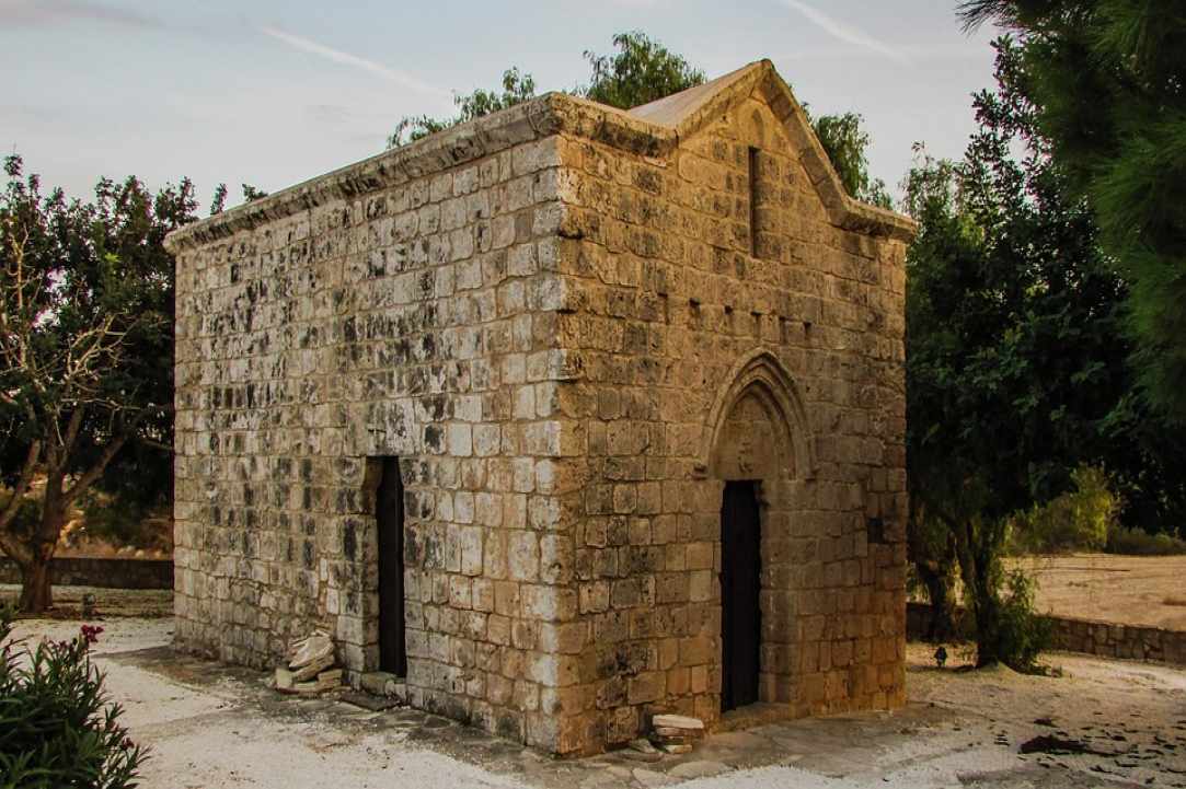 Το Παρεκκλήσι της Αγίας Βαρβάρας στην Αγία Νάπα
