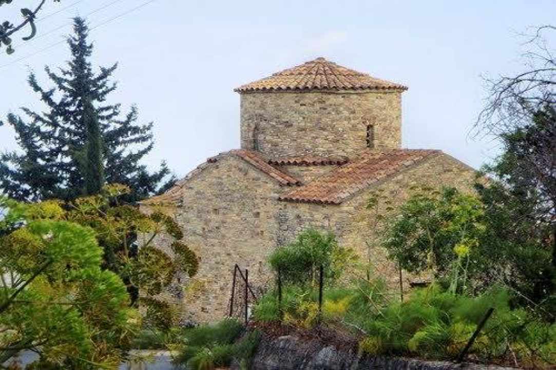 Το Εξωκλήσι του Αγίου Τιμοθέου στα Κάτω Λεύκαρα