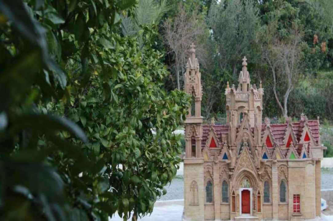 Интервью с Деметрой Хараламбус