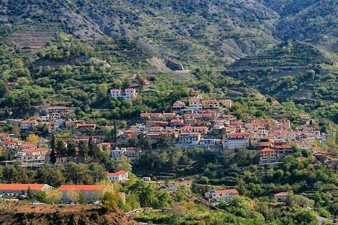 Το χωριό Αγρός Λεμεσού
