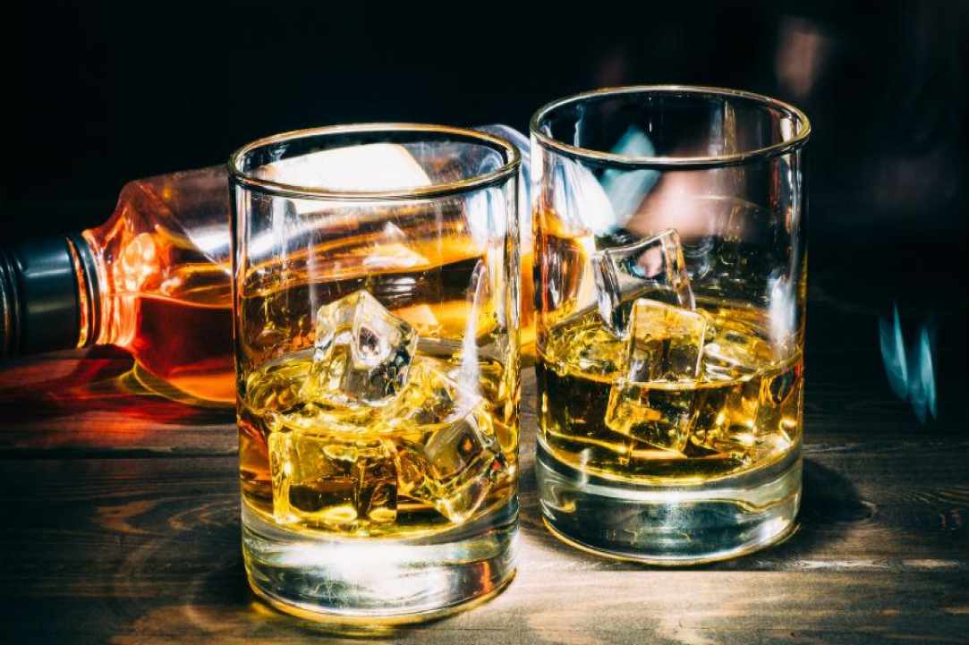 Οι Τροφές που μας προκαλούν Αυπνία και Υπνηλία