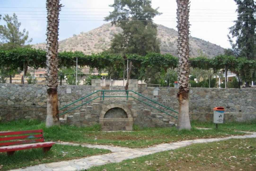 Το χωριό Αρακαπάς Λεμεσού
