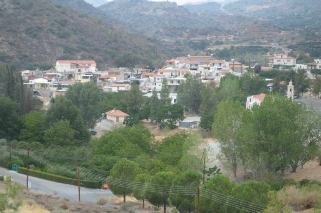 Το χωριό Αρακαπάς Λεμεσού