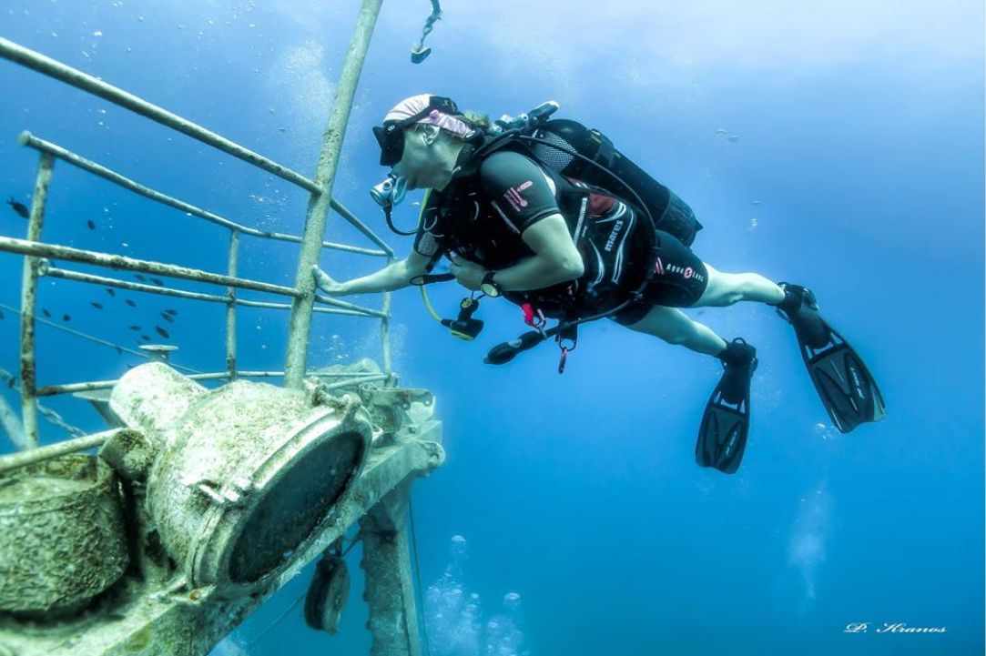 Constandis wreck dive
