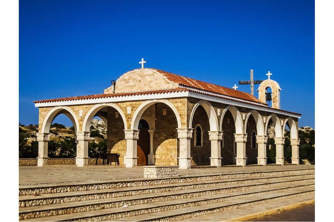 Πρωτομαγιάτικη Εξόρμηση στην Αγία Νάπα  Day & Night