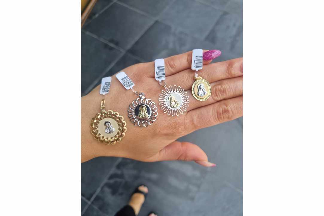 The latest trend in jewellery fashion spotted in Ayia Napa