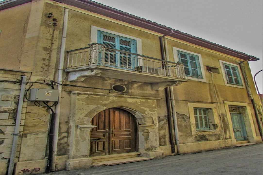 Ποιός ήταν ο πρώτος επίτιμος πρόεδρος της Ανόρθωσις Αμμοχώστου;
