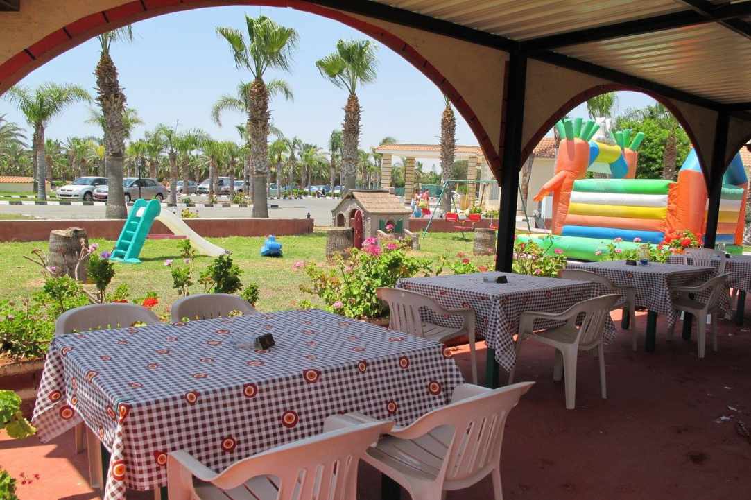 Interview with the manager of Cyprus Tavern - Meze House in Ayia Napa