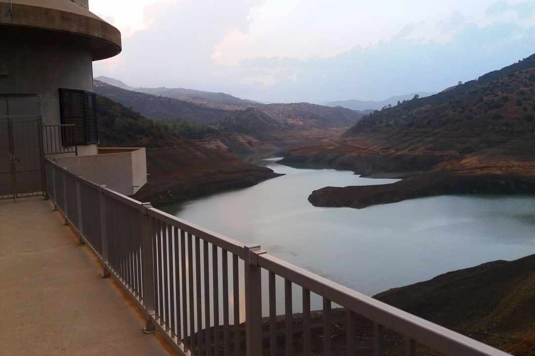 Dipotamos dam