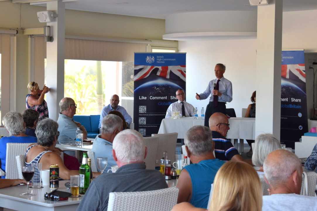 Britons living in Cyprus, Cypriots living in Britain