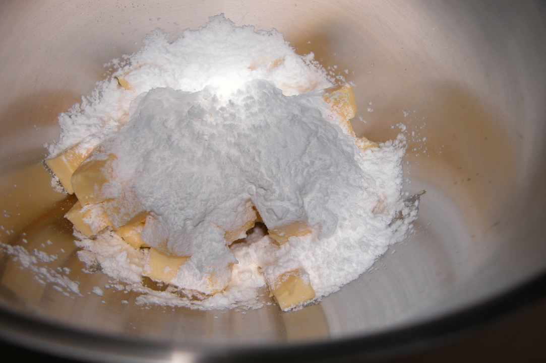 Easter koulourakia(cookies) with orange and honey
