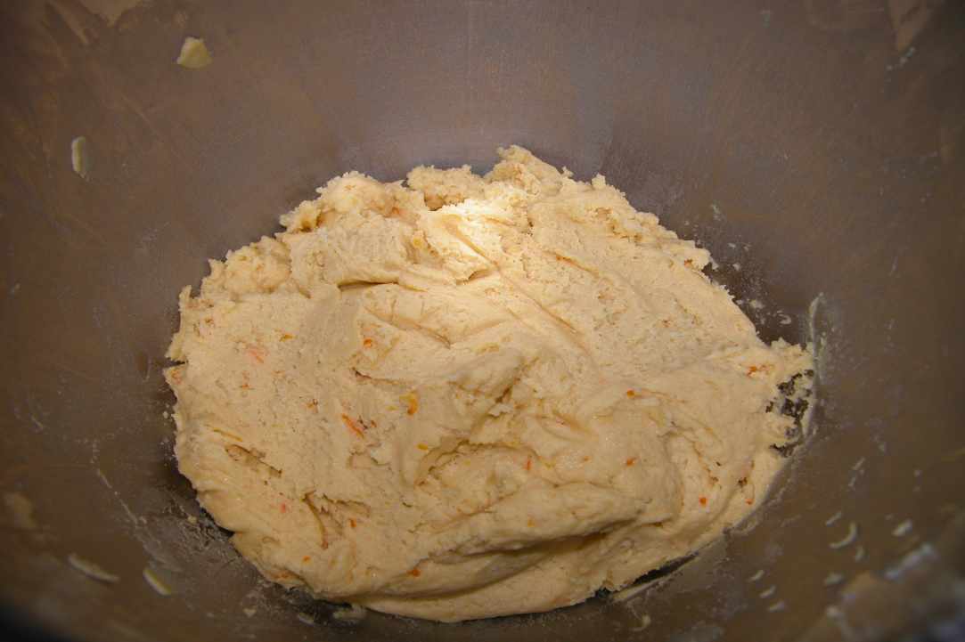 Easter koulourakia(cookies) with orange and honey