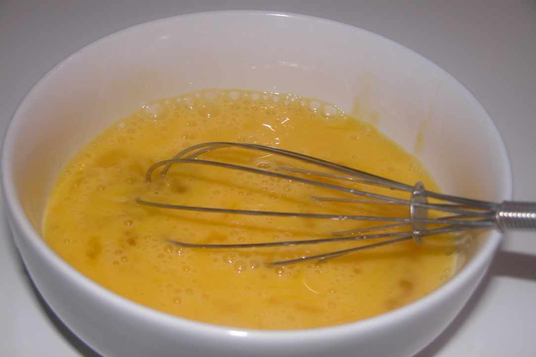 Pomilorotiania (Tomatoes with eggs)