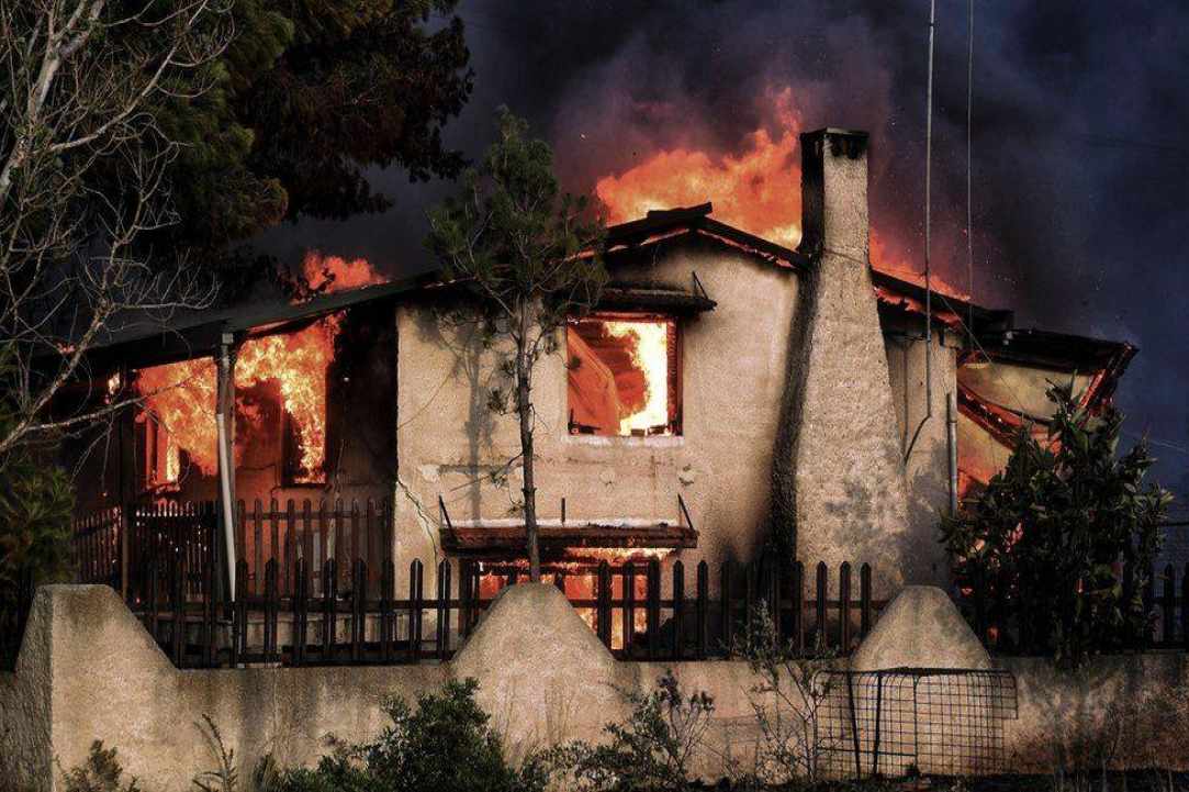 Έκκληση για τρόφιμα, φάρμακα και άλλα είδη πρώτης ανάγκης για τους πυρόπληκτους της Αττικής