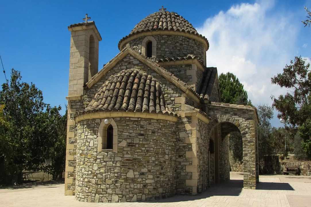 Το χωριό Λιοπέτρι 