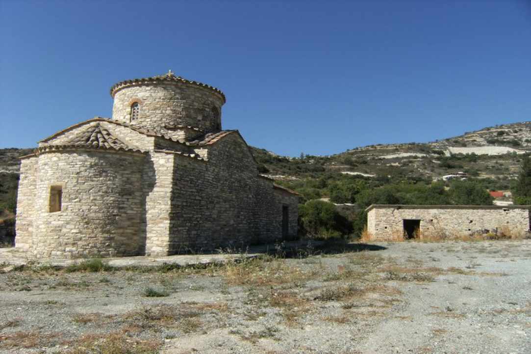 Το εξωκλήσι του Αρχαγγέλου Μιχαήλ στα Κάτω Λεύκαρα
