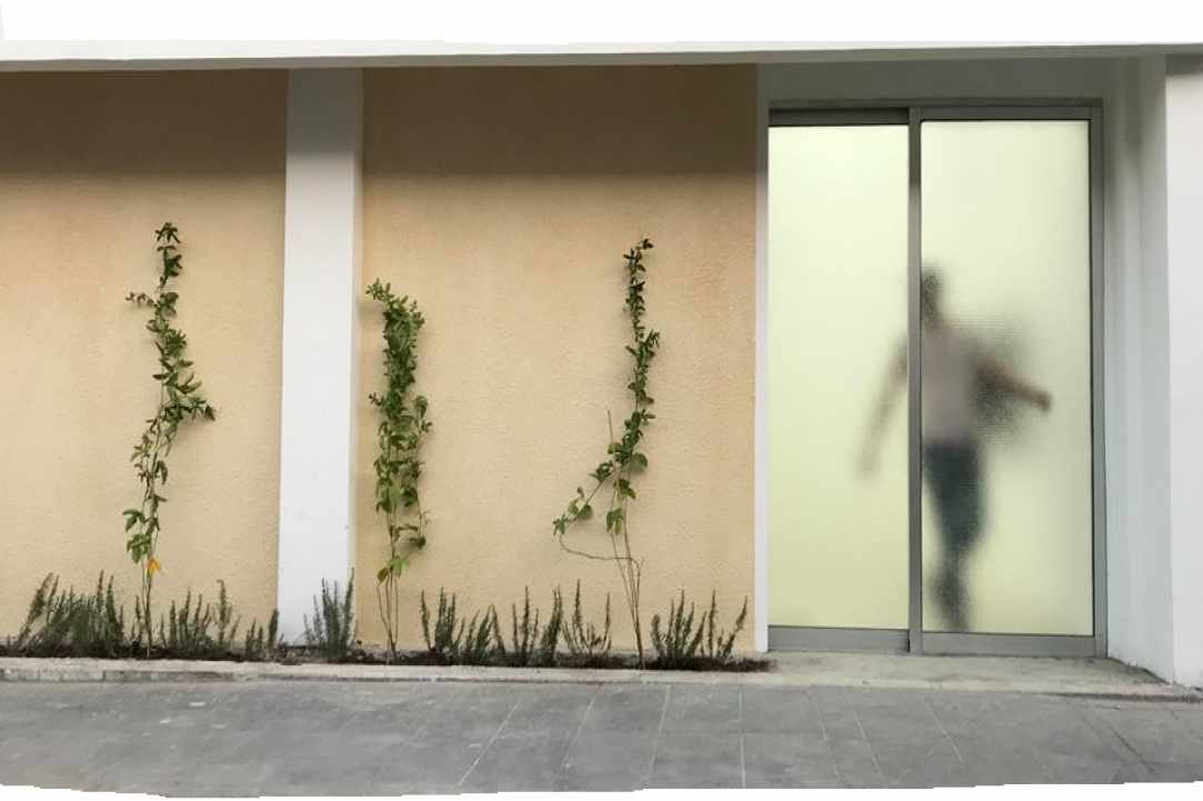  Γκαλερί "Eins" έναρξη με ομαδική έκθεση  από γνωστούς Κύπριους δημιουργούς