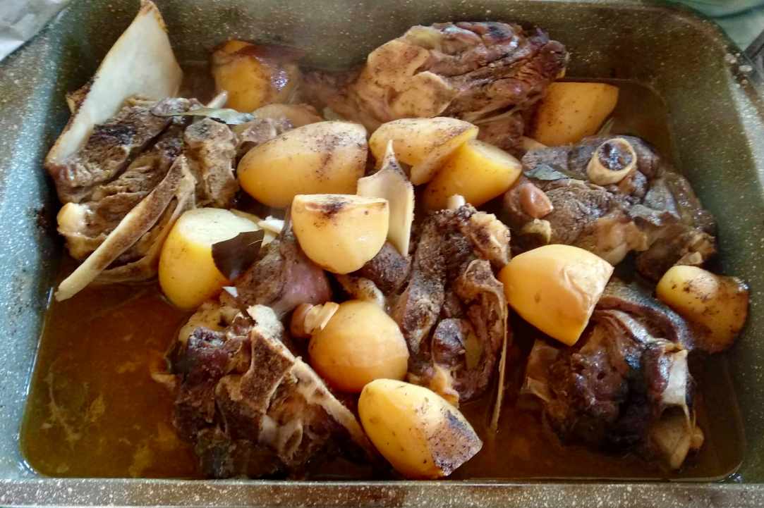 Making Kleftiko in Lageia