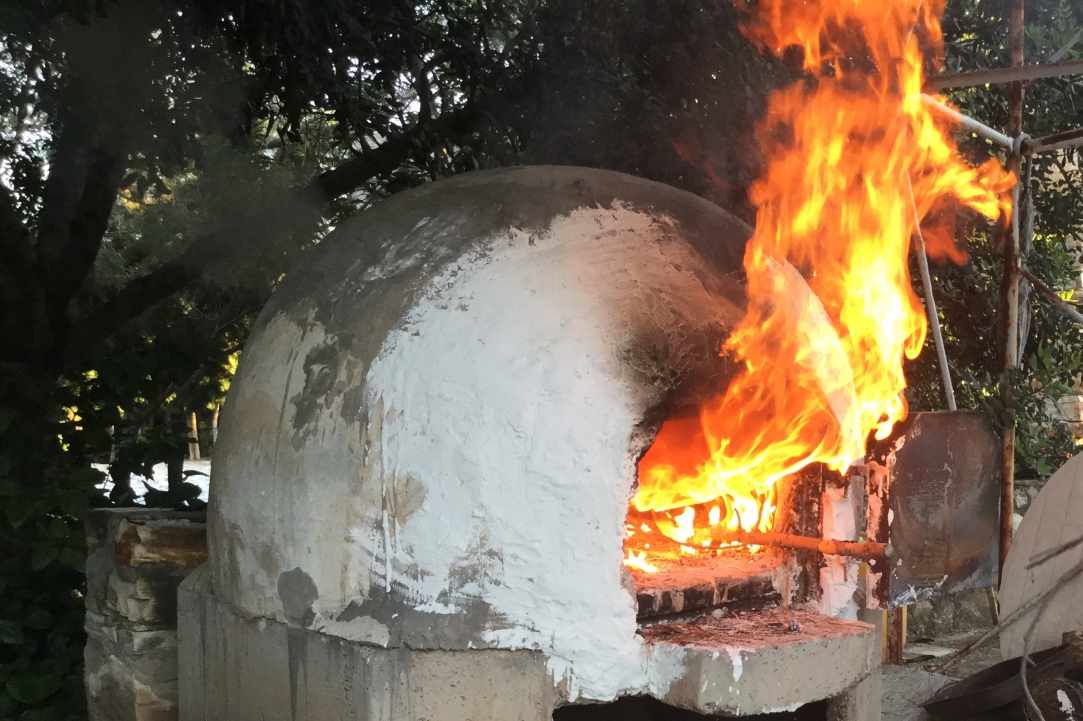 Making Kleftiko in Lageia