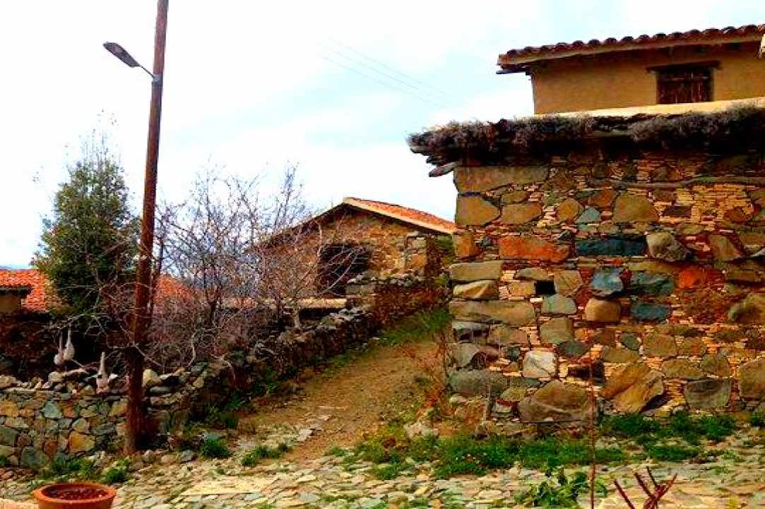 Το Χωριό Φικάρδου 