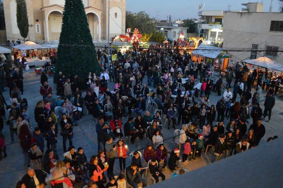 Φωταγώγηση Πλατείας Ακακίου – Χριστούγεννα 2018!